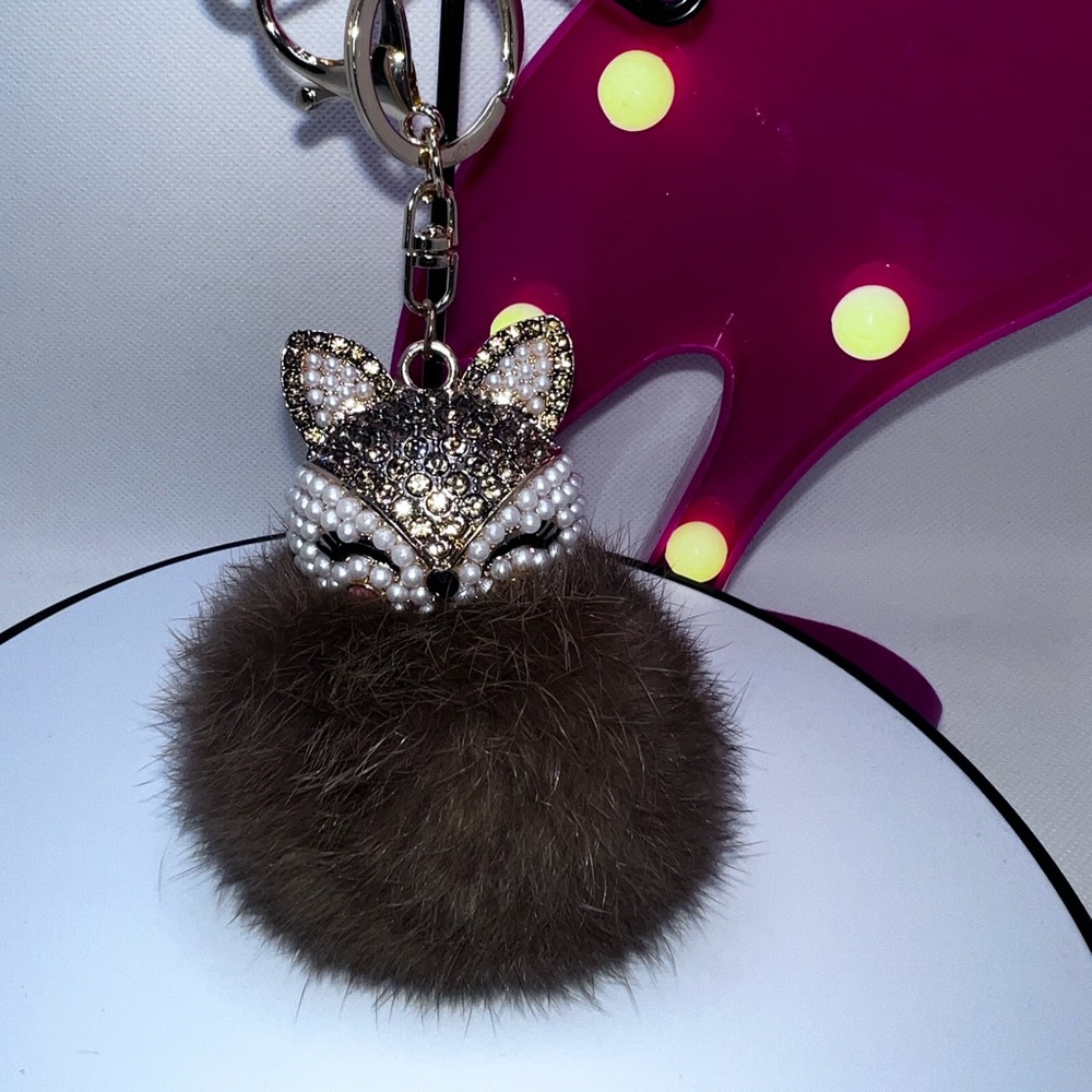 NWOT - Foxy Keychain & Bracelet!!! - Picture 4 of 5